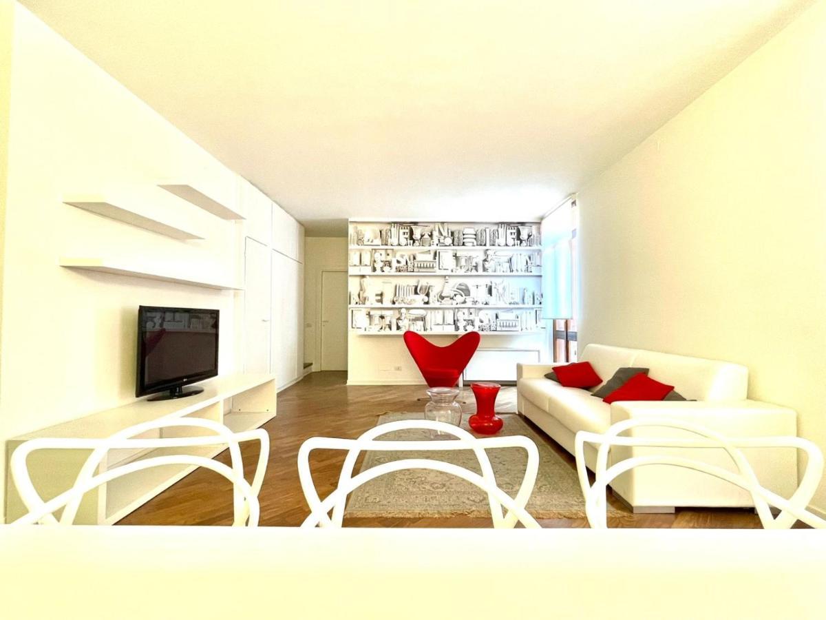 Domus Verona - Ampia Moderna Casa Su 2 Piani Nel Cuore Di 维罗纳 外观 照片