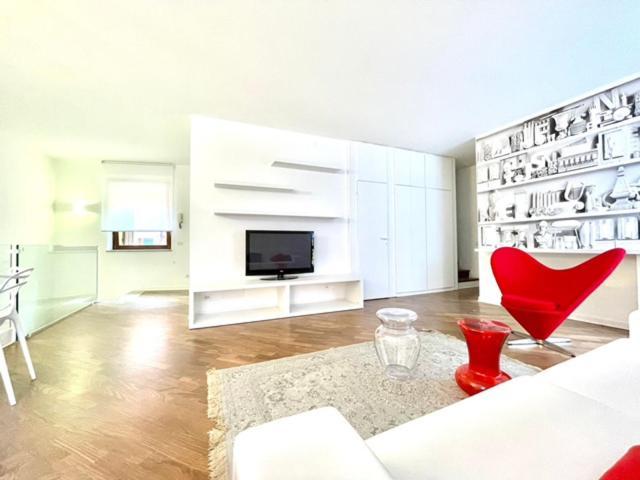 Domus Verona - Ampia Moderna Casa Su 2 Piani Nel Cuore Di 维罗纳 外观 照片